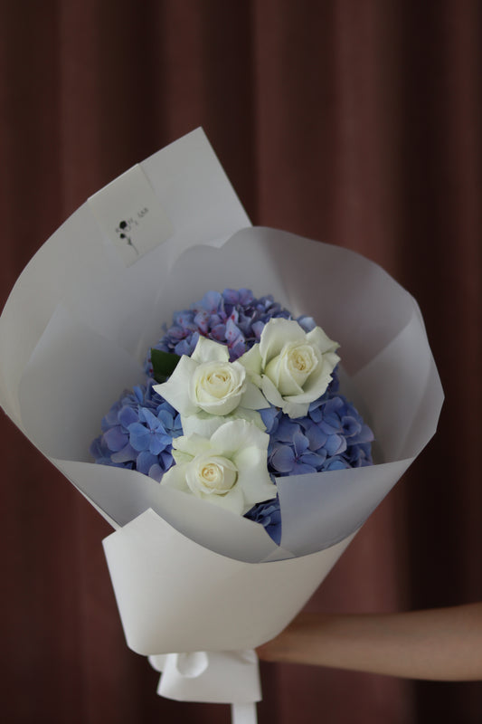 Soft Bloom bouquet with blush hydrangeas and ivory roses
