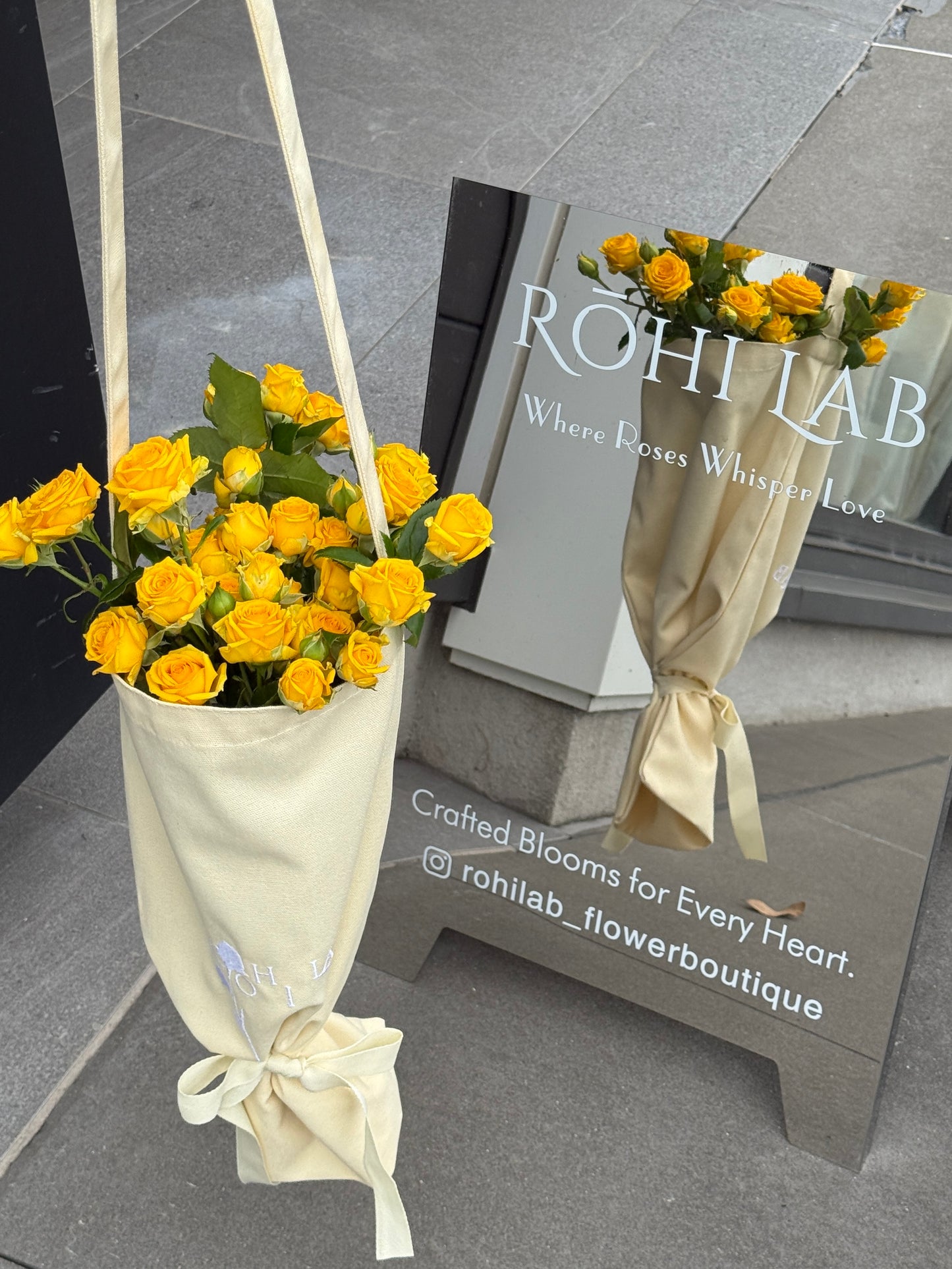 Rōhi Flower Tote Bag — Designed for Flowers & Everyday Use