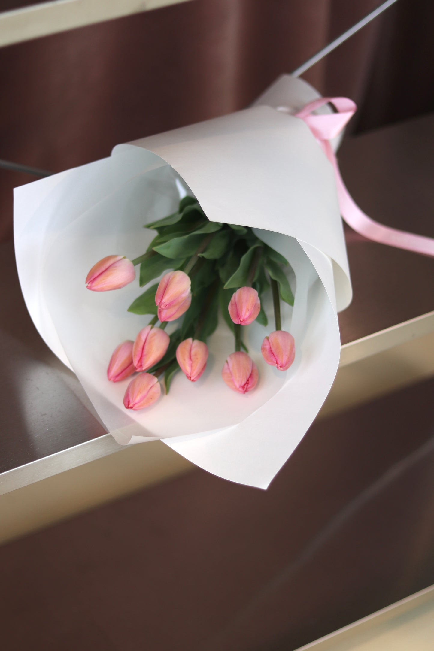 Modern tulip bouquet Auckland NZ